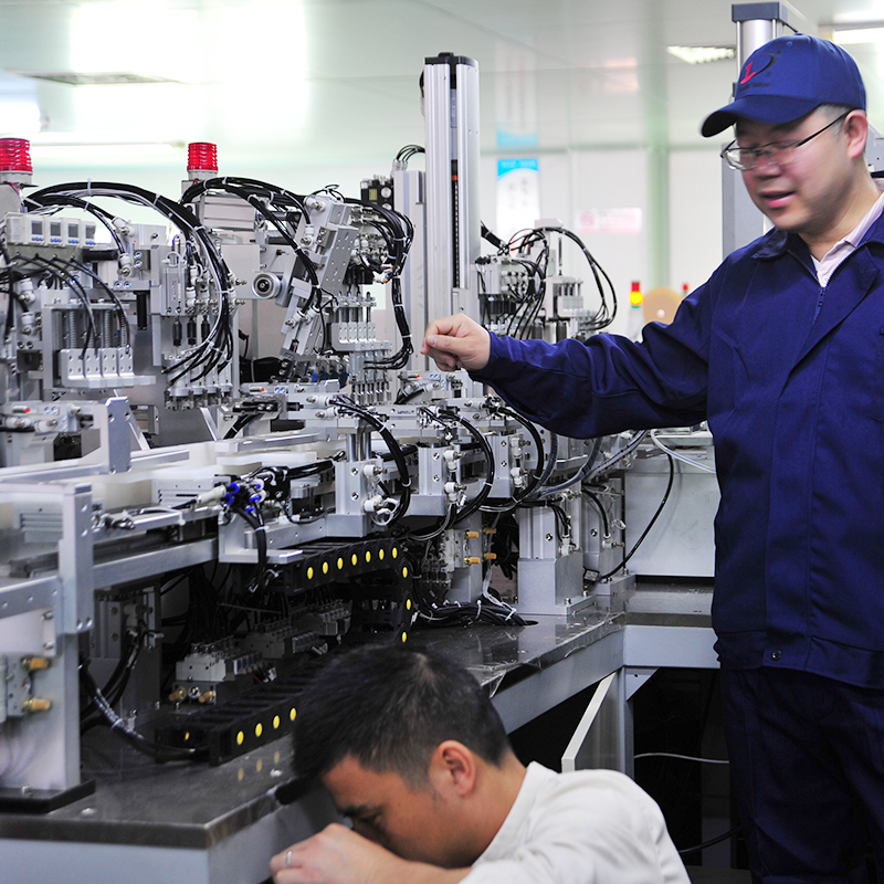 翼型接頭擰帽全自動組裝機